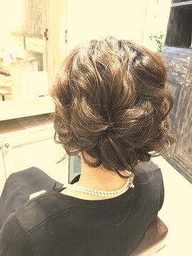 ヘアーアンドメイク シェリ(Hair&Make Cherie) ツインアレンジ