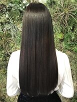 ヘアメイク アンティ うる艶柔らかな質感サイエンスアクア美髪チャージ♪