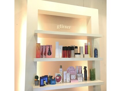 ラグジュアリーサロン グリッター(Luxury salon glitter)の写真