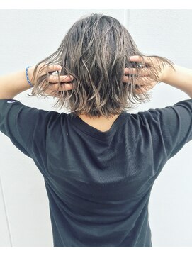 ノア ヘアデザイン 町田店(noa Hair Design) ナチュラルベージュ×外ハネボブ