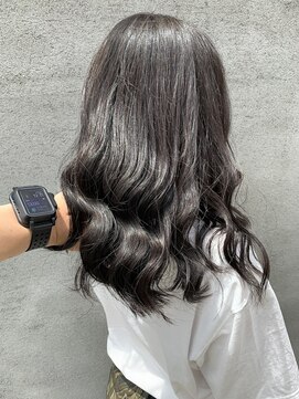 スイート ヘアデザイン(Suite HAIR DESIGN) ヨシンモリ★暗髪でも透明感♪アッシュカラー×毛先カール