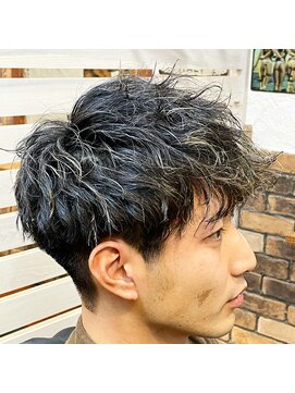 ヴェルゴ(vellgo) 王道を行く！マッシュ×ツイストスパイラルパーマ