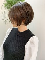 ミィ 表参道(mee.)&nbsp;【mee.】ハセガワヒトシ　くびれ丸み艶髪ショート