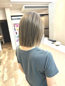 クラネ(CLANE.) 大人ボブ/オリーブベージュ