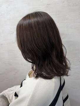 アンジェリカ(Angelica Total Beauty Lifestyle Design) くびレイヤーエモージュイメチェンフルバング似合わせカット