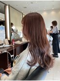 ピンクベージュカラーコテ巻きスタイル