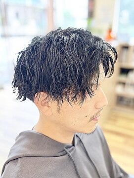スウェル 稲毛店(Swell) サーフカール/フェザーパーマ/ブルーブラック/稲毛駅/眉毛
