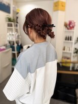 アラレ(ARARE)&nbsp;ふわふわシニヨンアレンジ