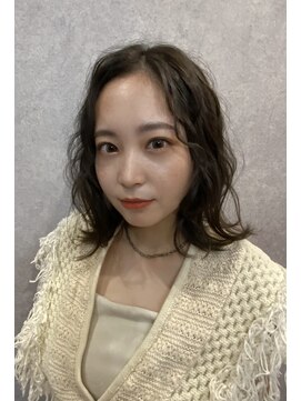 ウイ(ui) ふわふわエアリーボブ