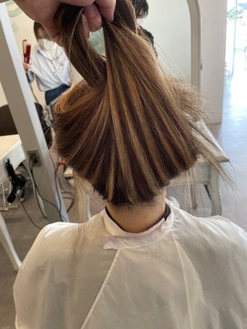 フェリア 松山(Feria) 【木村スタイル】しっかり派手に！ハイライト