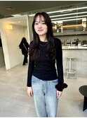 「韓国レイヤー × 透明感ダークブラウン／くびれロング」
