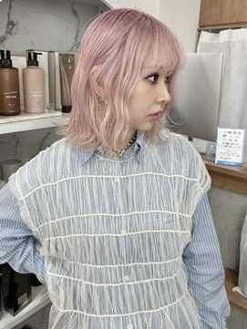 リヴ オオサカ(LIV OSAKA) ホワイトピンク/ブリーチ/ダブルカラー【梅田】