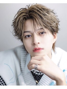 アストラ(ASTRA) MEN’S HAIR/波巻きツイストスパイラル/リバースセンターパート