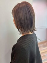 アトリエ タキ(atelier.taki)&nbsp;外ハネボブ 顔周りレイヤー アッシュ ブラウンカラー 20代