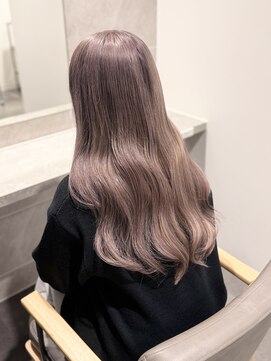 ウシワカマルガーデン(ushiwakamaru Garden) ピンクベージュ/ハイトーンカラー/コテ巻き/韓国巻き