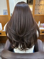 シェルマン(Charmant)&nbsp;高槻　レイヤーカット　ハイライトミルクティーダブルカラー