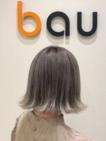 ヘアーアンドメイクアップ バウ(Hair&Make up BAU) シルバーグレー　グラデーションカラー