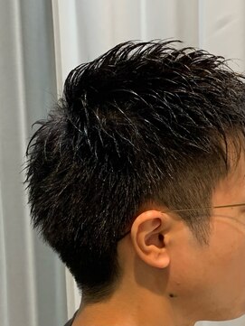 クローバー(CLOVER) 心斎橋　小林広明　ショート　ベリーショート