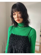 クイン(qin) ミディアム×ランダムパーマ