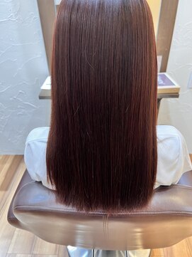 エメバイサワ(Aimer by sawa) 大人可愛いレイヤーカットピンクアッシュ伸ばしかけ