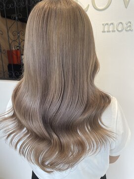 ラビスモア(Lovis moa) 魅力倍増カール/セミディ/シアーカラー/ダークアッシュ/姫カット