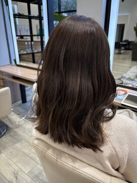 ディーボーイ 健軍店(D-BOY) メルティカラー/フェミニンロング