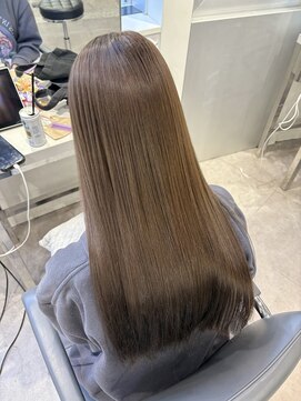 ユーフォリア 渋谷グランデ(Euphoria SHIBUYA GRANDE) チョコレートカラー  つやんつやん♪  Syuri