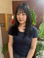 ニカ(NIKA) グレーカラー×レイヤーカット