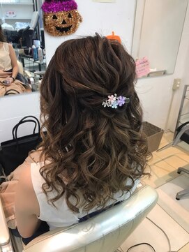 ヘイルジューシー(hail JUICY) ハーフアップ