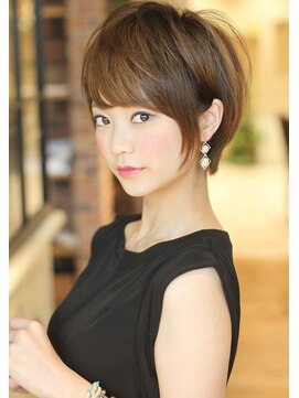 ビューイースト 亀戸 錦糸町(VIEW EAST) 顔周り毛束で小顔センシュアルショート！多くのミセスが来店！