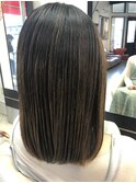 カラーが綺麗に見えるストレートパート2