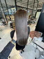 エミュスト(Emuest)&nbsp;伸ばしかけヘア