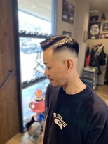 バーバー スタジオ ラフテル(Barber Studio RAFTEL)&nbsp;パートスキンフェードスタイル