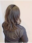 くびれレイヤーミディ×40代美人シルエット