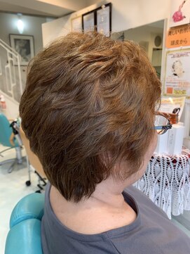 ヘアースタジオエル パーマ、カット、カラー、トリートメント