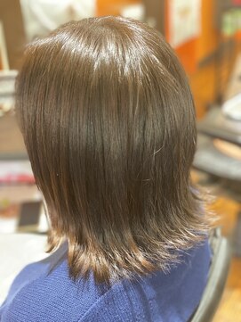 リーベンデール 艶々あご下ボブスタイル