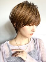 大人上品ショートボブ×ハイライトカラー【ERIKA】