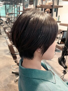 メイカ(MEIKA) 丸みレイヤーショート【snap】