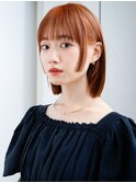ぱっつん前髪フェイスレイヤーレッドブラウン暖色カラーミニボブ