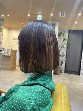 ブレス 横浜(bless) インナーカラー/アンブレラカラー/ブリーチ/ボブスタイル