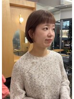 メク(meku)&nbsp;明るめベージュカラー(ブリーチあり)*ぱつっとミニボブ