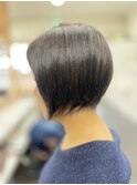 ショートボブ