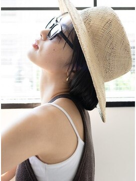 ミット バイ ツリー 吉祥寺(mit by tree) フェザーショートマロンベージュのハットヘアアレンジ