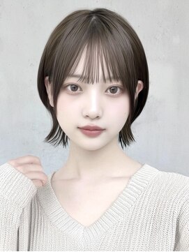 ヴェイン 渋谷(vain) くびれシルエットが可愛い！韓国風レイヤーボブ