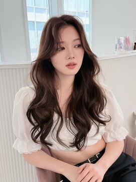 レミエ ダイカンヤマ(lemiie) 艶のあるあるブラウンカラー×韓国レイヤーカット