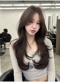:くびれ巻きで大人っぽく！スタイリング