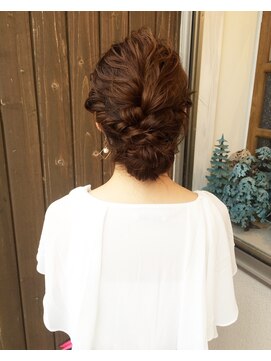 ホルムヘア(holm hair) お呼ばれヘアースタイル