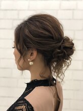 ヘアメイクスタジオ ミグ(Hair make studio mig) 結婚式や二次会にも！ルーズ後れ毛シニヨン