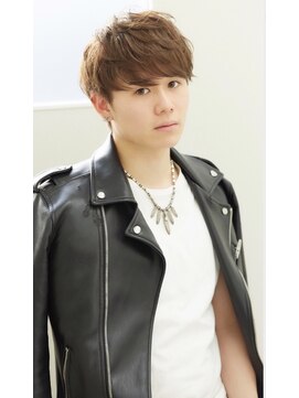 ミチオ ノザワ ヘアサロン ギンザ(Michio Nozawa HAIR SALON Ginza) フェザーマッシュ　ツーブロック　【瀧上丈司】