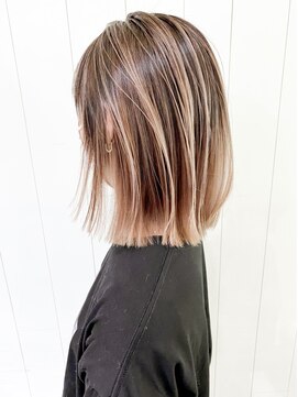 アイティーバイアルバム 松戸店(IT by ALBUM) カーキベージュフレンチカジュアルニュアンスカラー_ba323691